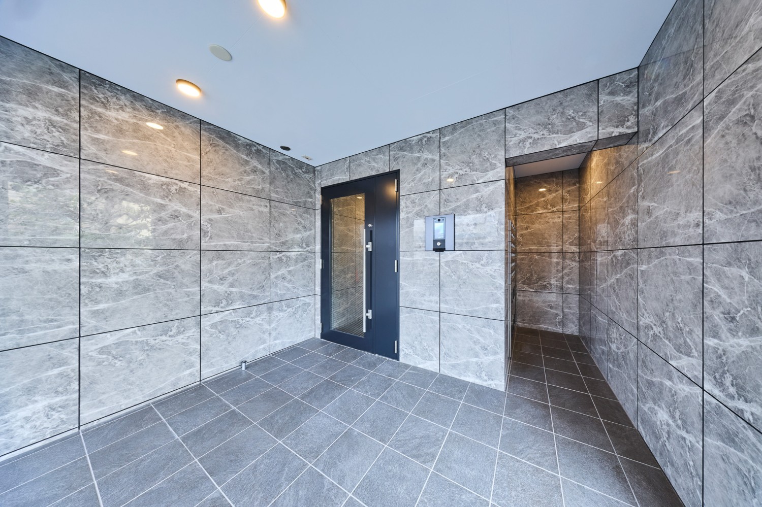 プラハ北新宿(3)